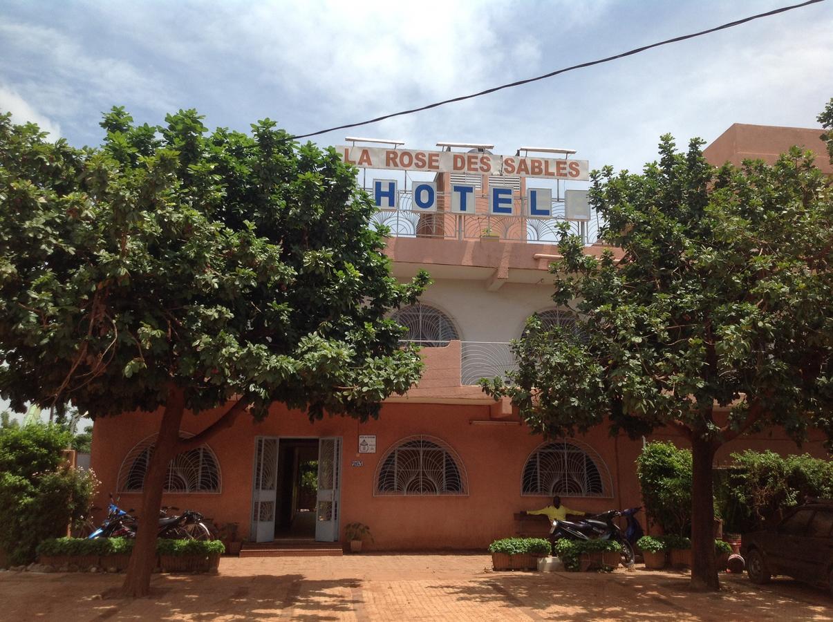 La Rose Des Sables Ouagadougou Exterior photo